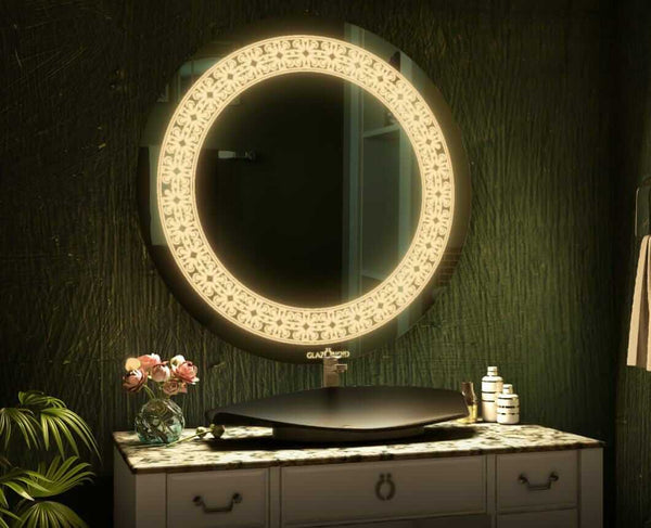 Medallion - rounded LED mirror for washroom